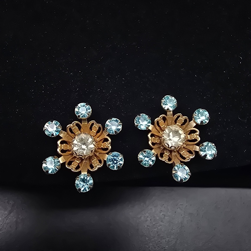 Blue Rhinestone Screw Back Earrings Star Burst Vintage